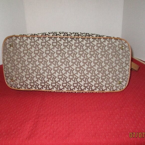 DKNY Large Monogram Satchel - Picture 5 of 16